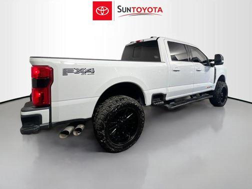 AVALANCHE 2025 Ford F-250 Lariat