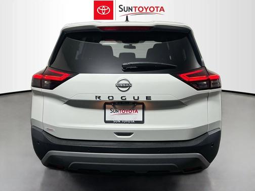 Glacier White 2023 Nissan Rogue S
