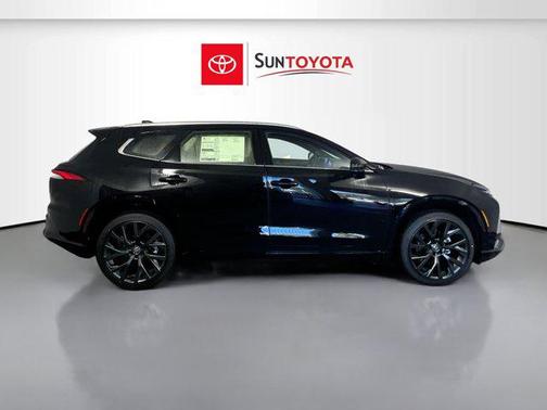 2025 Toyota Crown Signia Limited