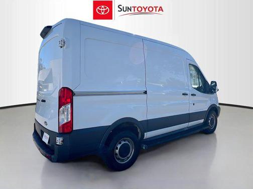 2018 Ford Transit-250 Base