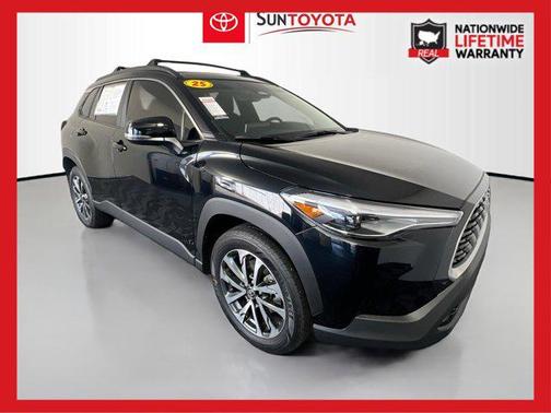 2025 Toyota Corolla Cross XLE
