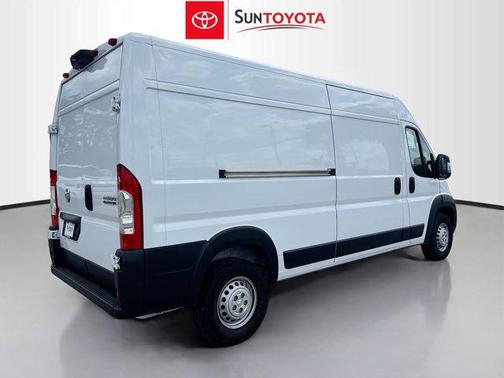 Bright White Clearcoat 2025 RAM ProMaster 2500 Tradesman