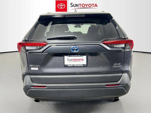 2024 Toyota RAV4 Hybrid XLE Premium