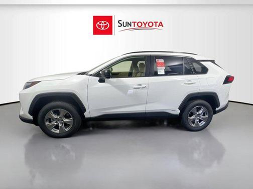 2025 Toyota RAV4 Hybrid SE