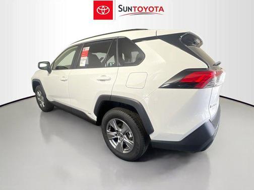 2025 Toyota RAV4 Hybrid SE