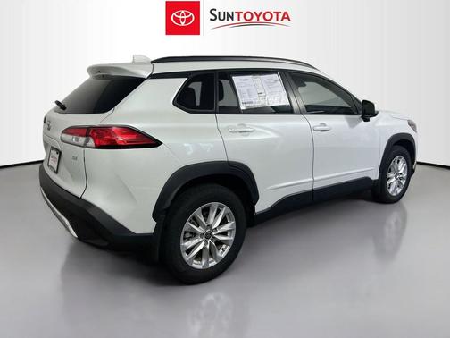 Wind Chill Pearl 2022 Toyota Corolla Cross LE