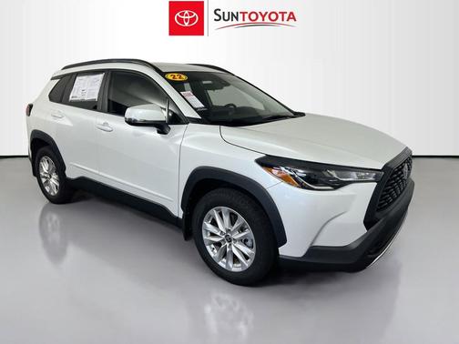 Wind Chill Pearl 2022 Toyota Corolla Cross LE