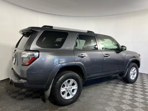 Magnetic Gray Metallic 2021 Toyota 4Runner SR5