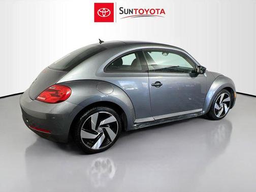 2014 Volkswagen Beetle Auto 1.8T Entry