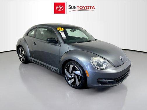 2014 Volkswagen Beetle Auto 1.8T Entry