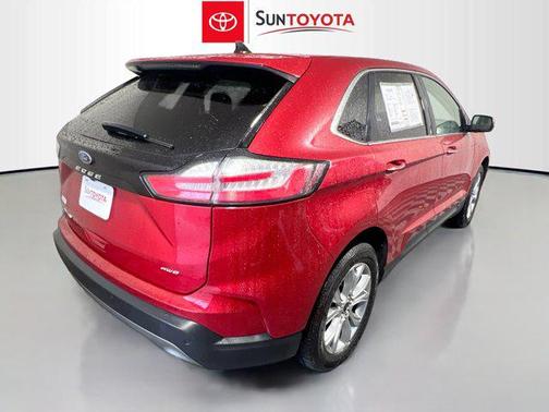 2023 Ford Edge Titanium