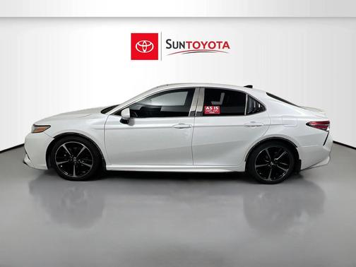 Wind Chill Pearl 2018 Toyota Camry XSE
