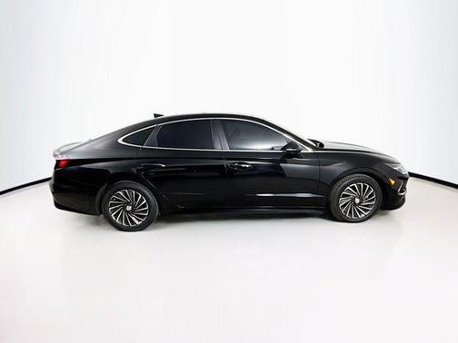 2023 Hyundai SONATA Hybrid Limited