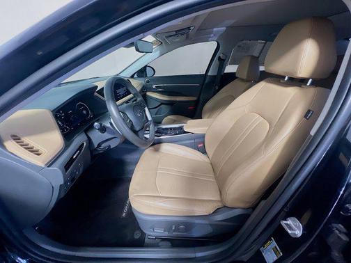 2023 Hyundai SONATA Hybrid Limited