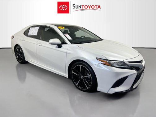 Wind Chill Pearl 2019 Toyota Camry XSE