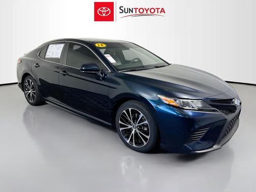 Galactic Aqua Mica 2018 Toyota Camry SE