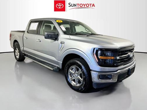 Iconic Silver Metallic 2025 Ford F-150 XLT