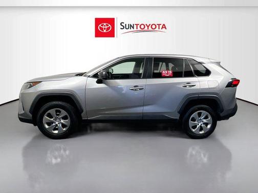 Silver Sky Metallic 2022 Toyota RAV4 LE