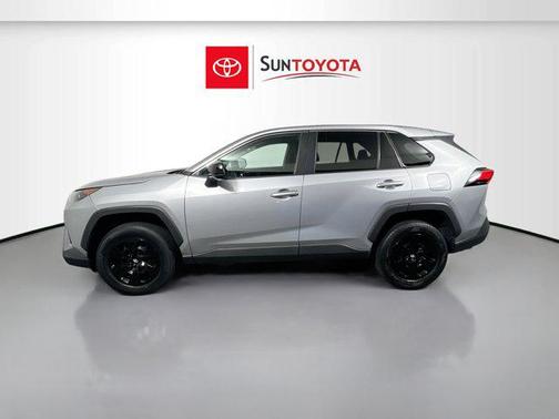 Silver Sky Metallic 2022 Toyota RAV4 LE