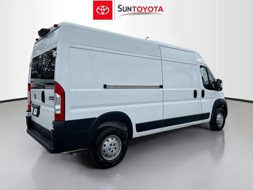 Bright White Clearcoat 2023 RAM ProMaster 2500 High Roof