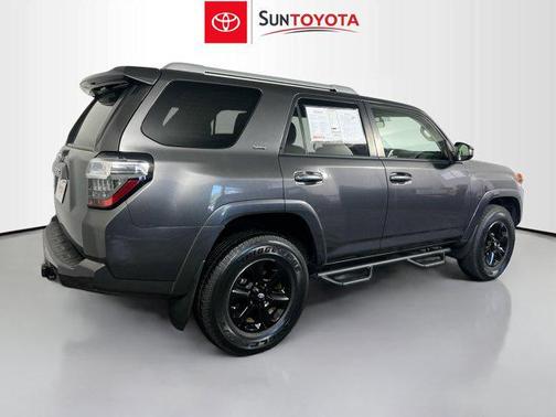 Magnetic Gray Metallic 2016 Toyota 4Runner SR5