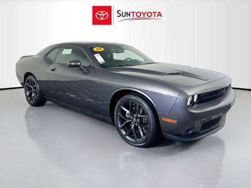 2022 Dodge Challenger SXT