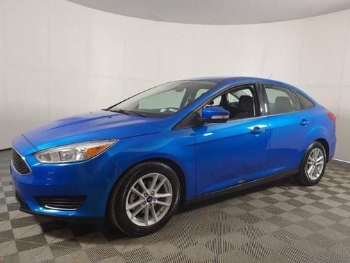 BLUE CANDY TINTED CLEARCOAT 2017 Ford Focus SE