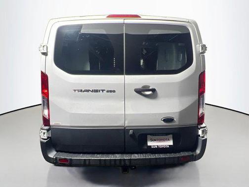 2017 Ford Transit-250 Base