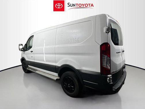 2017 Ford Transit-250 Base
