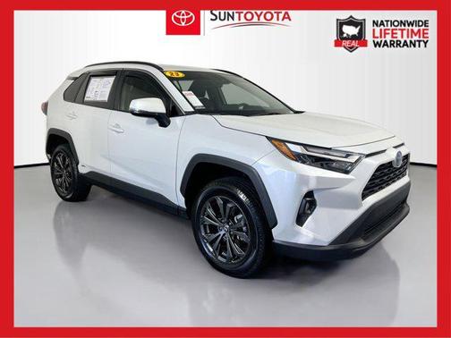 2023 Toyota RAV4 Hybrid XLE Premium