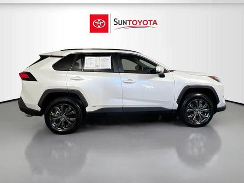 2023 Toyota RAV4 Hybrid XLE Premium