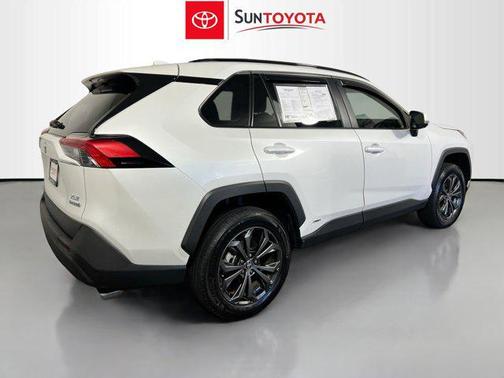 2023 Toyota RAV4 Hybrid XLE Premium
