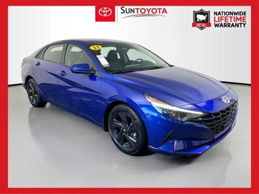 2022 Hyundai ELANTRA SEL