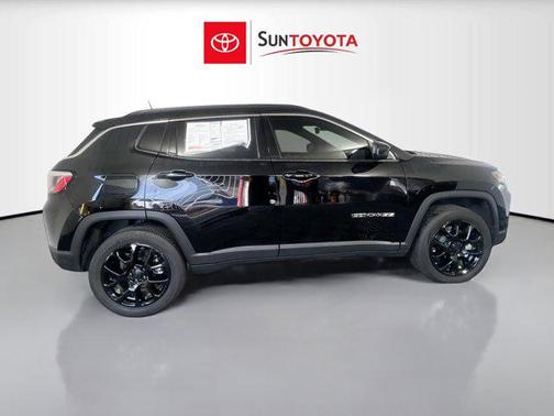 2024 Jeep Compass Latitude Lux