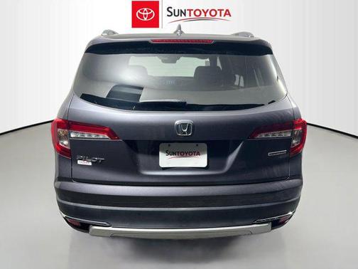 2021 Honda Pilot Touring 8-Passenger