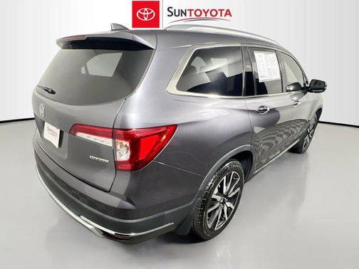 2021 Honda Pilot Touring 8-Passenger