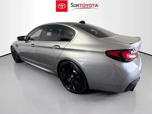 2022 BMW M5 Base