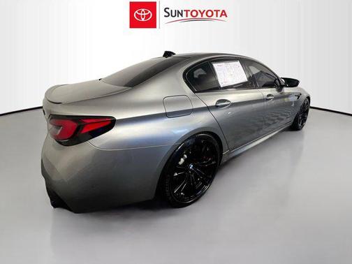 2022 BMW M5 Base