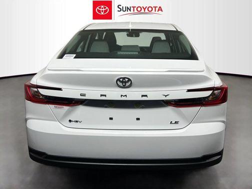 Ice Cap 2026 Toyota Camry LE