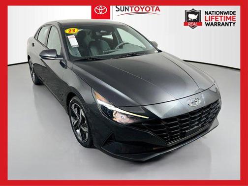 2023 Hyundai ELANTRA SEL