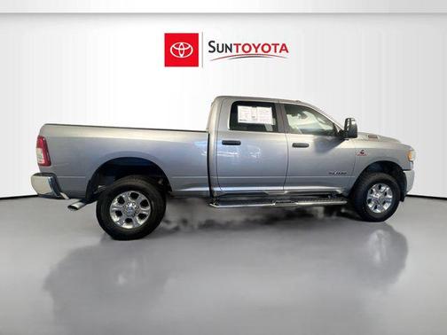2023 RAM 2500 Big Horn Crew Cab 4x4 6'4' Box