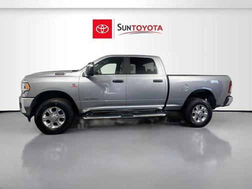 2023 RAM 2500 Big Horn Crew Cab 4x4 6'4' Box