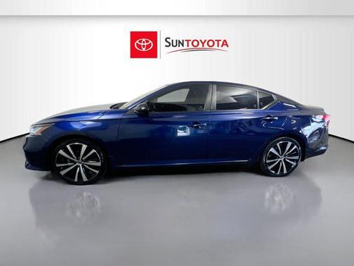 2021 Nissan Altima SR FWD