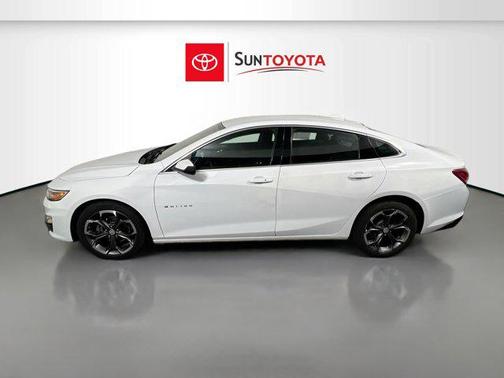 2022 Chevrolet Malibu FWD LT