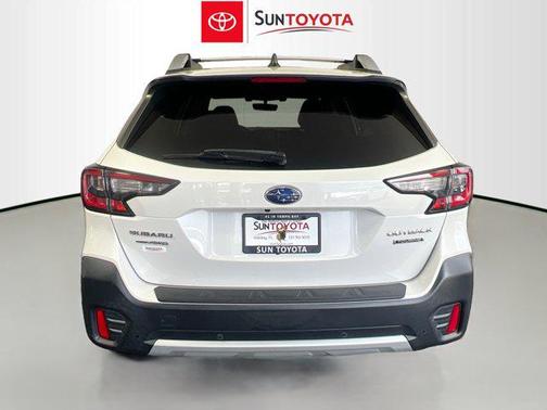2022 Subaru Outback Touring