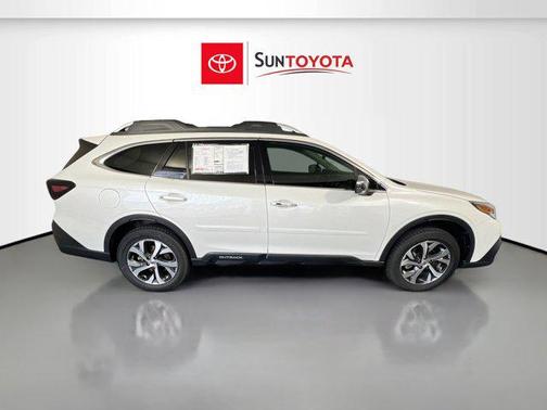 2022 Subaru Outback Touring
