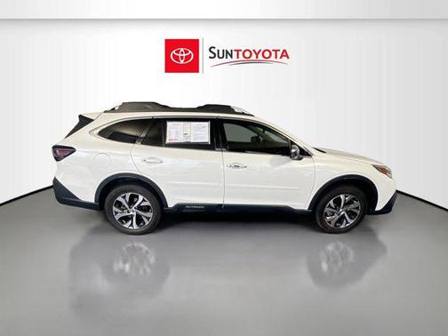 2022 Subaru Outback Touring
