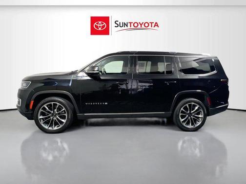 2022 Jeep Wagoneer Series III 4x2