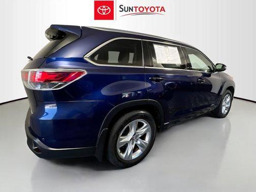 2016 Toyota Highlander Limited Platinum