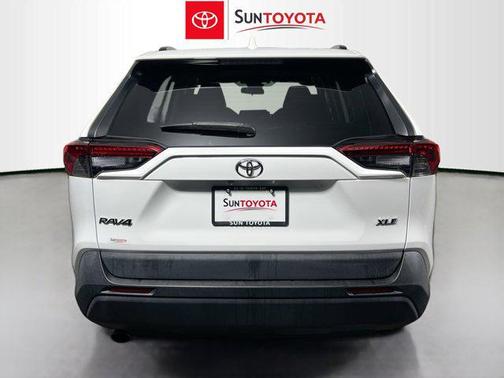 Super White 2021 Toyota RAV4 XLE